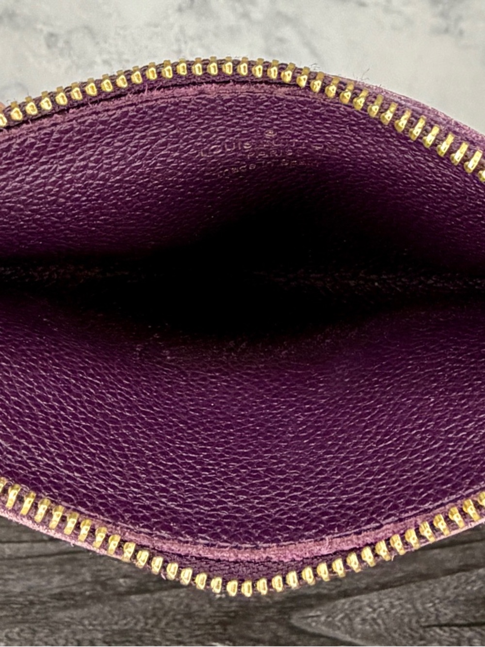 Louis Vuitton Purple Aubergine Empreinte Leather Zippy Pouch - Picture 8 of 9